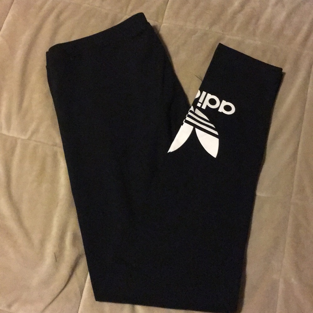 Adidas leggings